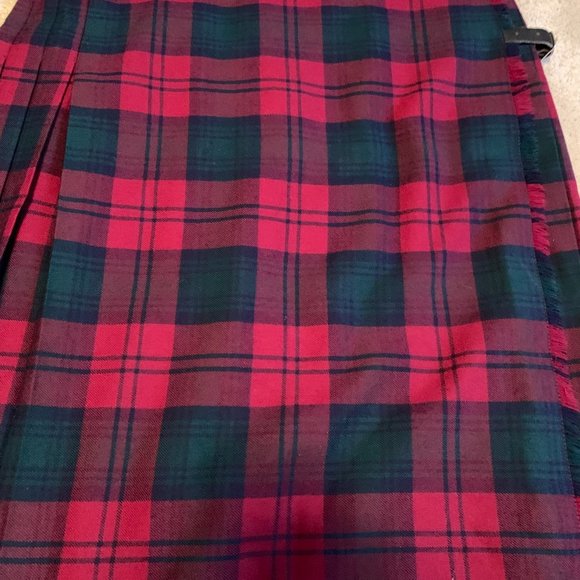 Strathmore Red Tartan 100% Wool Skirt - Picture 8 of 9